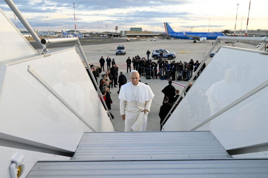 Vaticano: Leão XIV iniciou primeira viagem internacional, para apontar «caminhos de paz e fraternidade»