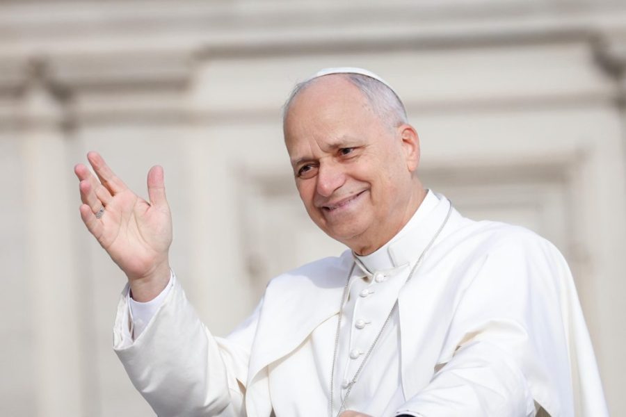 Leão XIV: Papa visita a  República de São Marino e a cidade italiana de Rimini