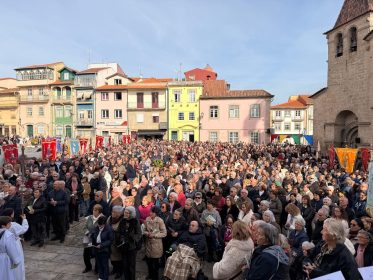 Vila Real: Arciprestado do Alto Tâmega peregrinou até igreja jubilar em Chaves, reunindo centenas de pessoas