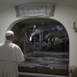 Vaticano: Papa evoca «morte terrível» de inocentes no mundo atual