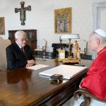 Vaticano: Papa e presidente da Palestina pedem fim do conflito em Gaza e «urgência» na resposta humanitária