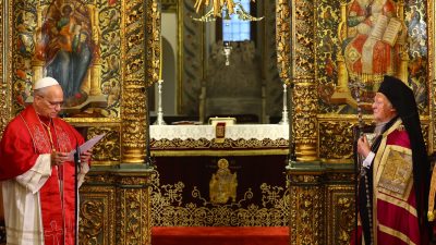 Turquia: Leão XIV e patriarca Bartolomeu I recusam recurso à religião para justificar a guerra, em declaração conjunta