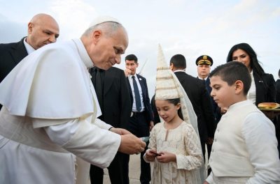 Líbano: Papa chega a Beirute e rega «cedro da amizade» no Palácio Presidencial