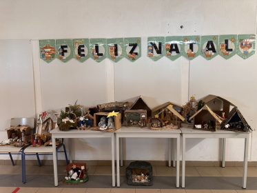 Algarve/Silves: Alunos de EMRC fizeram presépios em família, com materiais recicláveis