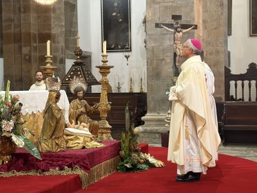 Angra: Bispo afirmou que «o mundo continua a precisar de esperança como de pão para a boca», no encerramento do Ano Santo