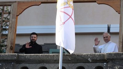 Castel Gandolfo: Papa Leão XIV recebeu presidente da Ucrânia
