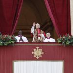 «Urbi et Orbi»: «Não nos deixemos vencer pela indiferença em relação a quem sofre» - Leão XIV