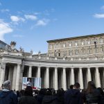 Vaticano: Papa pede orações pelas famílias que sofrem «por causa da guerra»