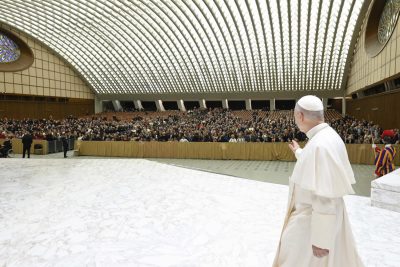Presépio: Que a simplicidade e a humildade sejam «cada vez mais o estilo da Igreja», pediu o Papa