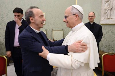 Vaticano: Leão XIV recebeu Roberto Benigni e elogia novo projeto sobre São Pedro