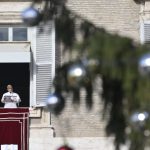 Vaticano: Papa aponta Batismo como «luz» nas horas sombrias e «porta do céu» na morte