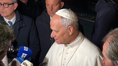 Ucrânia: «Acordo de paz sem incluir a Europa nas conversações não é realista», diz o Papa