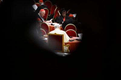 Vaticano: Papa anuncia consistórios anuais e convoca novo encontro de cardeais para junho