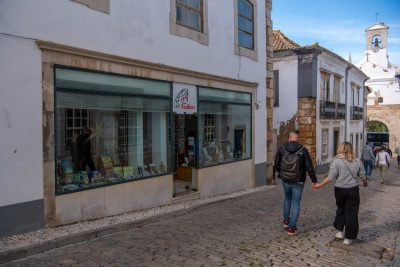 Vida Consagrada: Irmãs Paulinas celebram 30 anos da livraria em Faro
