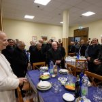 Vaticano: Papa faz visita surpresa aos bispos do Peru durante almoço