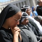 Vaticano: Vida Consagrada é «profecia da presença» onde a dignidade é ferida e a fé é provada