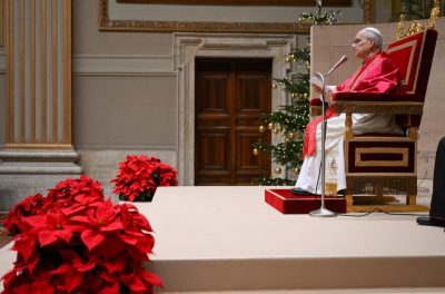 Vaticano: Papa denuncia «curto-circuito» dos direitos humanos, rejeitando aborto, eutanásia e «barrigas de aluguer»