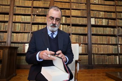 Frederico Lourenço: traduzir a Bíblia como um regresso a casa - Emissão 25-01-2026