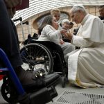 Vaticano: Papa convida a rezar pelas crianças com doenças incuráveis