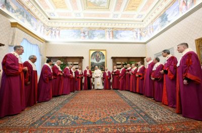 Vaticano: Papa sublinha importância da verdade nos processos judiciais e alerta contra «compaixão mal interpretada»