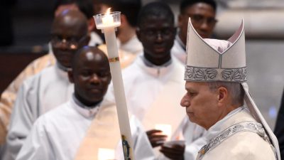 Vaticano: Papa elogia «testemunho de paz e reconciliação» dos religiosos, em cenários de violência e pobreza