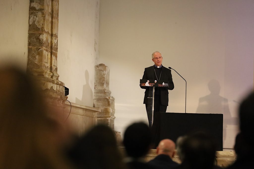 Diálogo Inter-Religioso: «Qual é a nossa segurança de hoje? Se calhar o abraço do irmão», afirma D. Armando Esteves Domingues