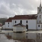 Leiria-Fátima: Igreja de Urqueira ficou destelhada, mas «pedras vivas, agora, tratam das pedras que caíram»