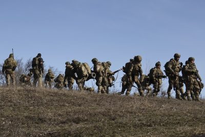 Ucrânia: «A intensidade da guerra continua a crescer», afirma embaixador da Santa Sé em Kiev