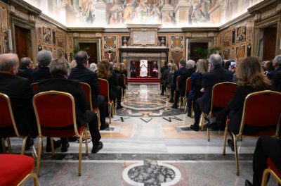 Vaticano: Papa defende que ordem pública é mais do que repressão da criminalidade