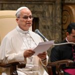 Vaticano: Papa exige que formação cristã inclua prevenção de abusos e apoio às vítimas