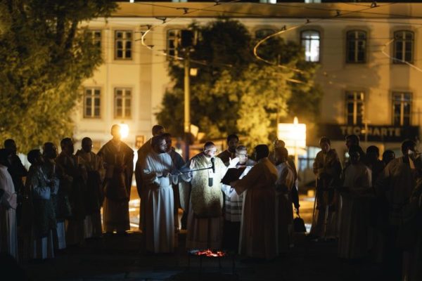 Lisboa: Patriarca afirmou que a luz da Ressurreição «espera entrar nas geografias feridas da humanidade»