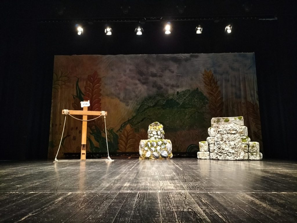 Vila do Conde: Centro para pessoas com deficiência levou aos palcos «Via Sacra», representada por utentes e colaboradores