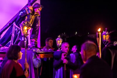 Lamego: Paróquia de São Tiago de Piães realiza Via Sacra com a participação dos movimentos da comunidade