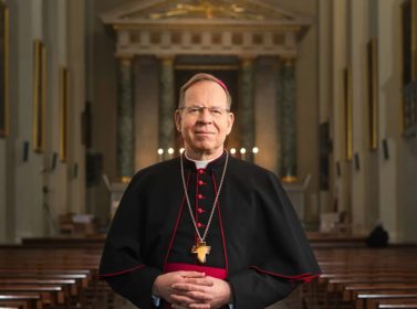 Médio Oriente: Presidente do Conselho das Conferências Episcopais da Europa reza pelo fim da guerra