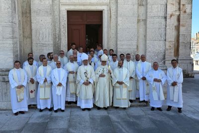 Igreja/Portugal: Núncio apostólico presidiu à Missa Crismal do Ordinariato Castrense