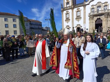 Viseu: Bispo pede oração pelo desarmamento e critica falta de diálogo entre nações