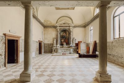 Bienal de Veneza: Relação com o transcendente e vida quotidiana são dois eixos «totalmente integrados» em Hildegarda de Bingen - Isabel Alçada Cardoso