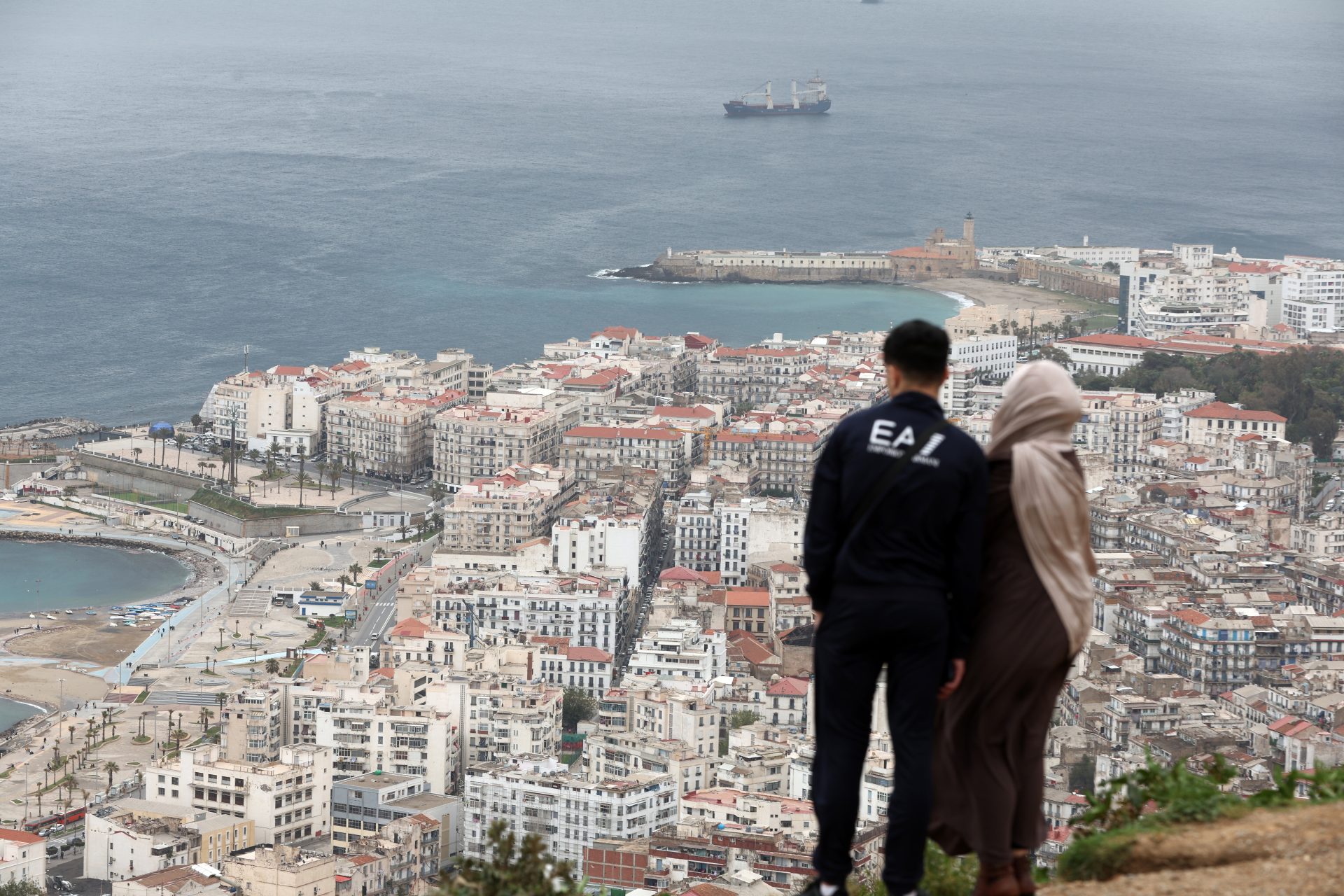 Argélia: Leão XIV apelou à comunhão entre cristãos e muçulmanos para superar «divisões e guerras»