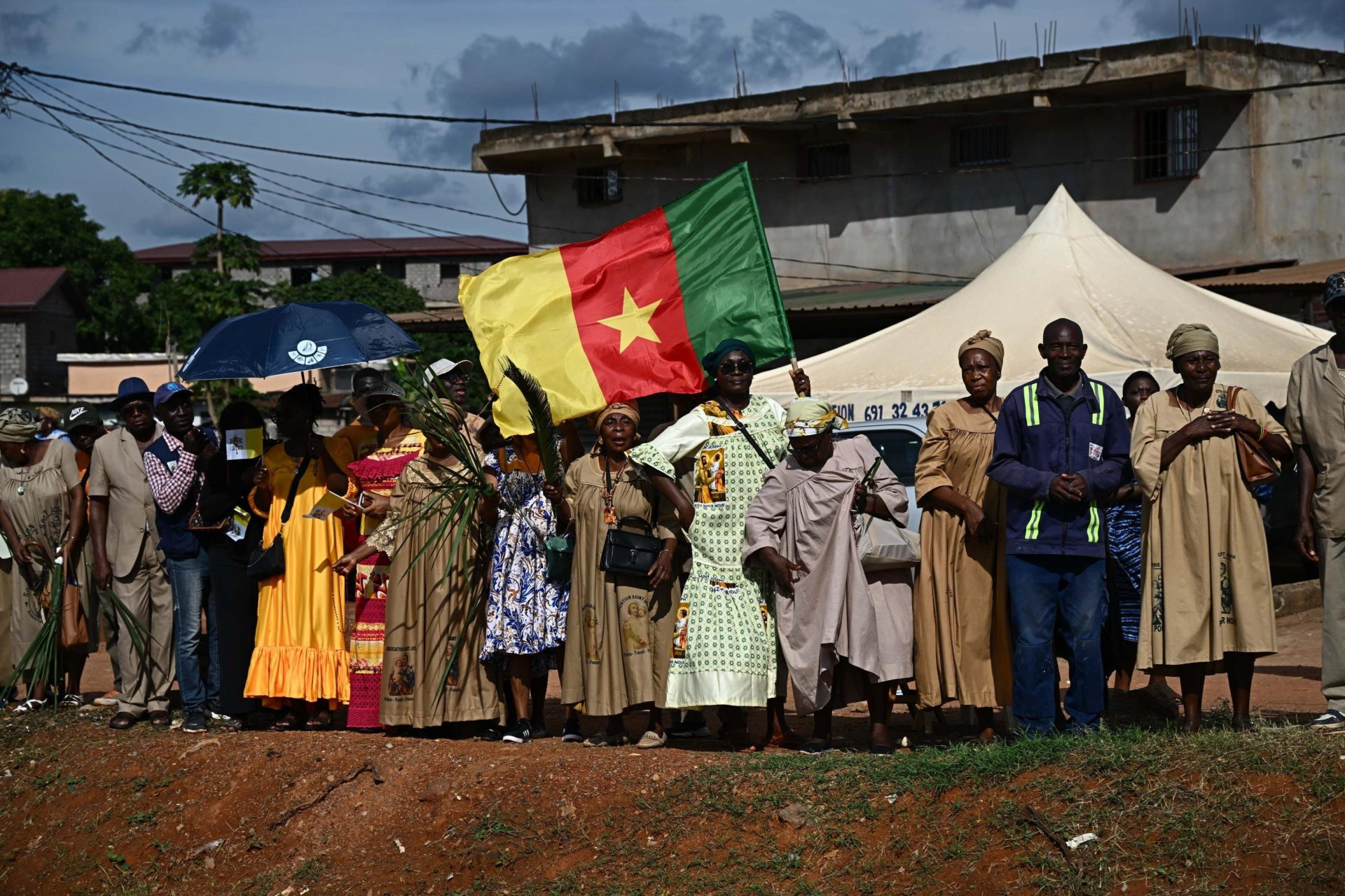 Camarões: Papa denuncia corrupção e apela ao fim do conflito armado