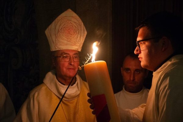 Homilia do bispo do Porto na Vigília Pascal