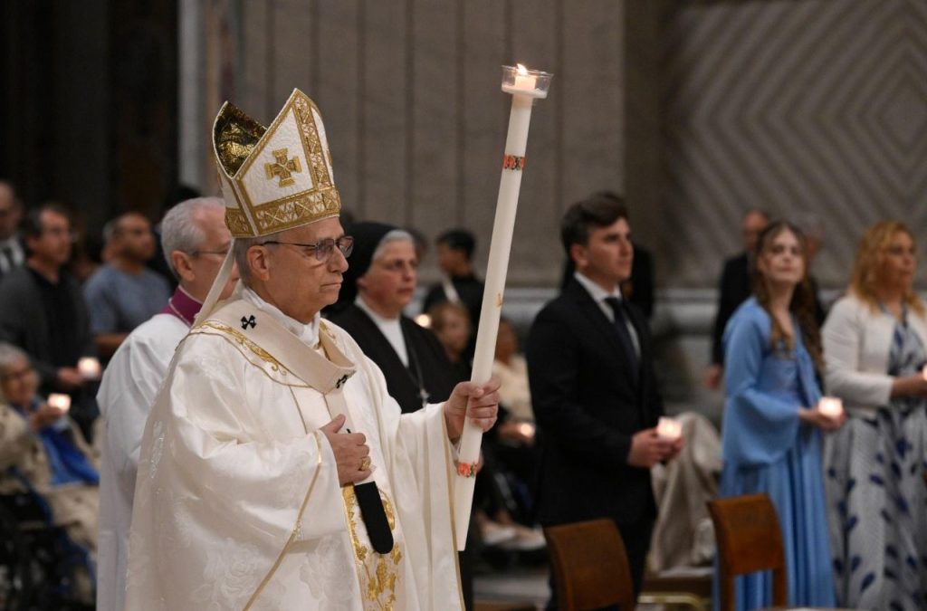 Papa apela à superação do ódio e da violência, evocando força da ressurreição