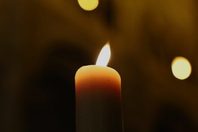 Vigília Pascal: Noite mais importante do calendário católico celebra Ressurreição de Jesus