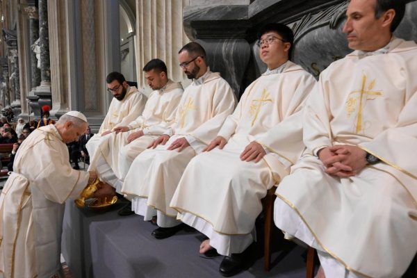 Vaticano: «Aprender a agir como Jesus é tarefa para a vida inteira», afirmou o Papa