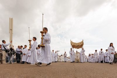 Igreja/Portugal: Acólitos, «servidores do silêncio», peregrinaram ao Santuário de Fátima