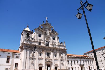 Vida Consagrada: Quatro jesuítas professam últimos votos em Coimbra