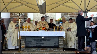 Luxemburgo: D. Américo Aguiar preside à procissão de Nossa Senhora de Fátima e apela à oração, conversão e paz