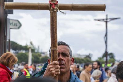 Fátima: D. José Ornelas apela à «paz desarmada», perante 180 mil peregrinos