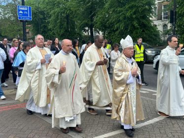 Londres: D. Nuno Brás presidiu à Festa de Nossa Senhora de Fátima, lembrando-a como aquela que acolheu a Palavra de Deus e a colocou em prática
