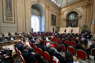 Igreja: Papa falou de serviço, pertença e missão aos funcionários da Conferência Episcopal Italiana