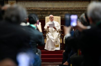 Vaticano: Papa afirma que a «humanidade comum» é a nova esperança, no «meio da fragilidade» das guerras, polarizações e divisões